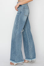 Load image into Gallery viewer, RISEN Mid Rise Button Fly Wide Leg Jeans
