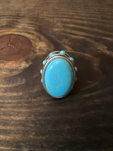 Load image into Gallery viewer, Large turquoise stud stretch ring
