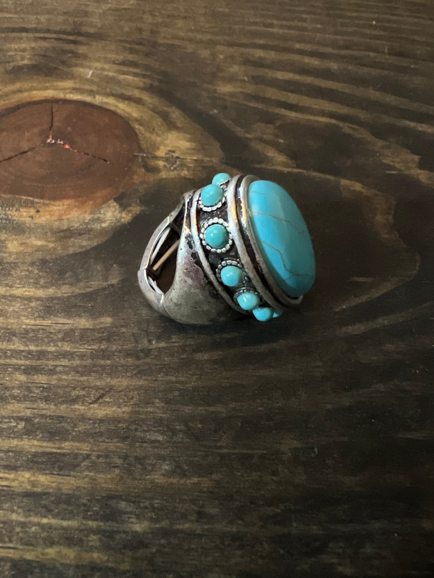 Large turquoise stud stretch ring