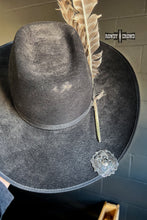 Load image into Gallery viewer, Conway Concho Hat Pin
