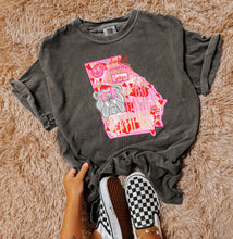 Load image into Gallery viewer, Preppy State Tees - Pepper
