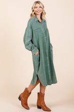 Load image into Gallery viewer, Mittoshop Mineral Wash Cotton Gauze Midi Shirt Dress
