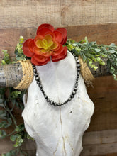 Load image into Gallery viewer, Amarillo Short Necklace
