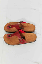 Load image into Gallery viewer, MMShoes Drift Away T-Strap Flip-Flop in Wine
