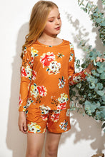 Load image into Gallery viewer, Girls Floral Long Sleeve Top and Shorts Set
