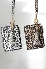 Load image into Gallery viewer, Leopard Tassel Keychain with Wallet
